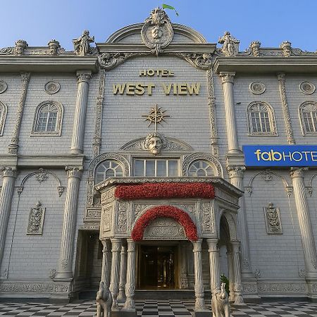 Fabhotel West View Газиабад Экстерьер фото
