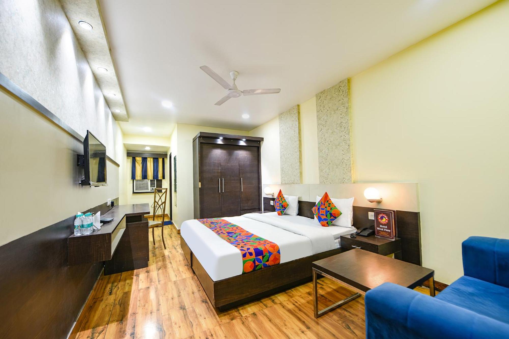 Fabhotel West View Газиабад Экстерьер фото